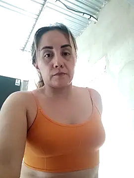 Isabel23zr online show from 11/21/25, 04:06