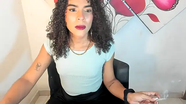 Snapshot of naomiwildburn chatting on 07/01/26, 01:17 naomiwildburn online show from 07/01/26, 01:17
