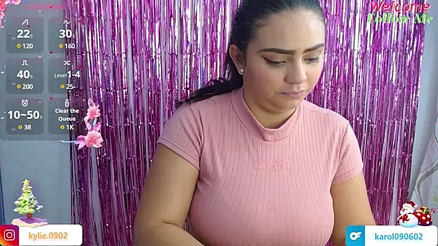 Snapshot of karol_9 chatting on 12/21/24, 05:36 karol 9 online show from 12/21/24, 05:36