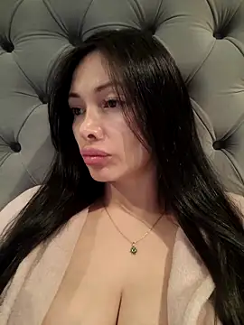 Snapshot of _monicab chatting on 02/15/26, 02:45 monicab online show from 02/15/26, 02:45