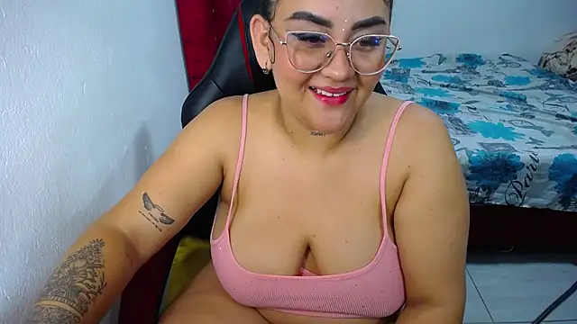 loly bigbooty4u online show from 02/28/26, 04:23