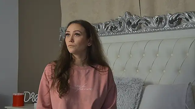 AliceMunro online show from 11/04/25, 05:06