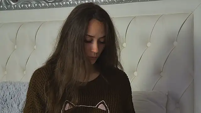 AliceMunro online show from 04/22/26, 05:09