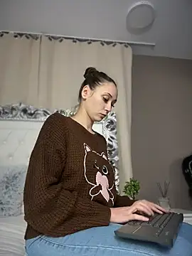 AliceMunro online show from 11/19/25, 07:58