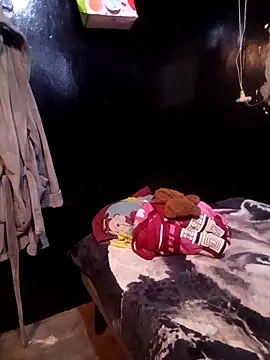 Snapshot of Ale21-345 chatting on 02/23/26, 02:24 Ale21-345 online show from 02/23/26, 02:24