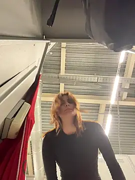 Accole online show from 12/21/25, 08:49