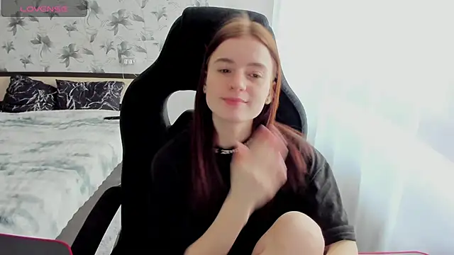 Snapshot of Stacey_Brown chatting on 02/05/25, 12:20 Stacey Brown online show from 02/05/25, 12:20