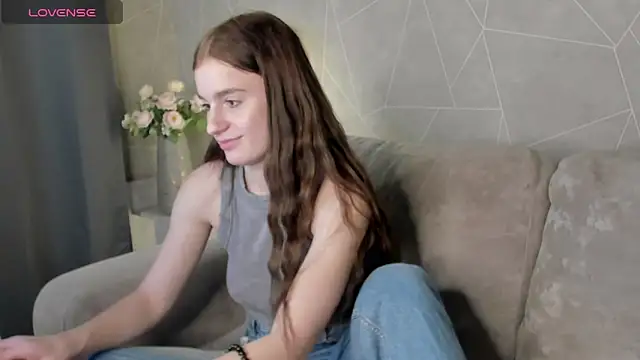 Snapshot of Stacey_Brown chatting on 12/13/24, 04:43 Stacey Brown online show from 12/13/24, 04:43