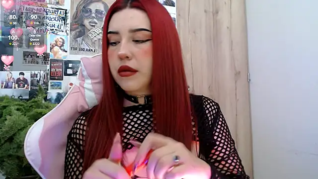 Sunny-hott online show from 11/28/25, 02:17