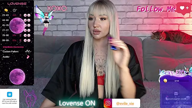 Eva Evile online show from 03/02/25, 09:43