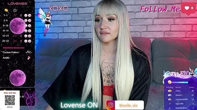 Eva Evile online show from 03/05/25, 08:10