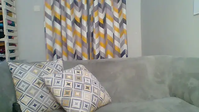 Petite 254 online show from 03/23/26, 11:37