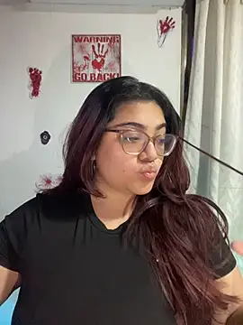 KathyGonzalez online show from 10/29/25, 10:47