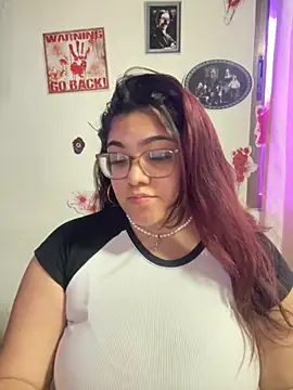 KathyGonzalez online show from 10/06/25, 07:36