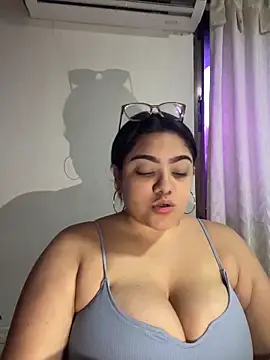 KathyGonzalez online show from 11/22/25, 11:31