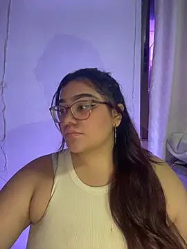 KathyGonzalez online show from 12/03/25, 09:47