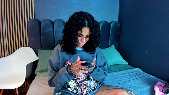 JuliaRose ks online show from 12/15/25, 12:33