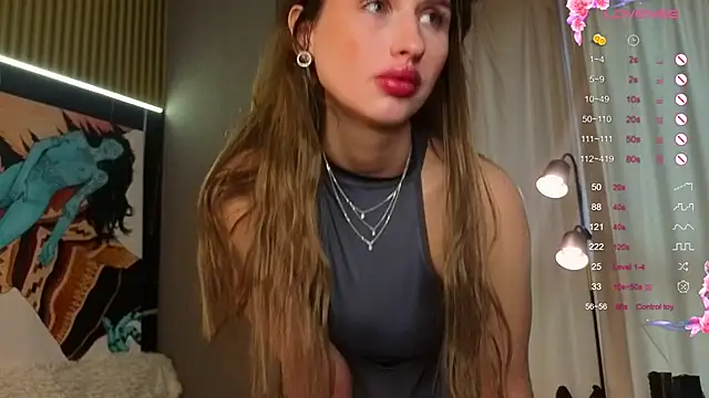 Snapshot of melissa_kisses chatting on 11/23/25, 01:10 melissa kisses online show from 11/23/25, 01:10