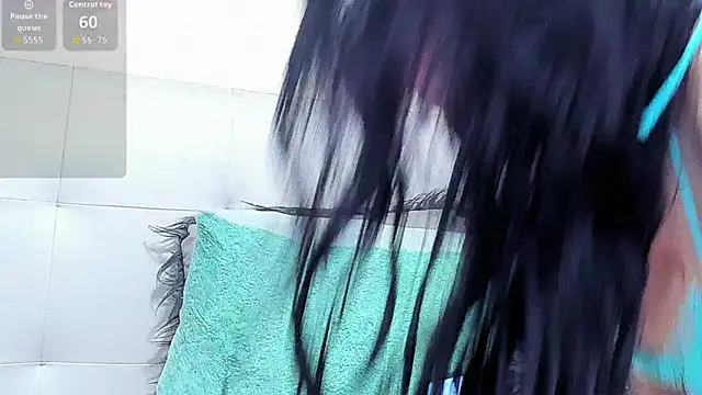 SexyLatinsx online show from 12/02/25, 07:48