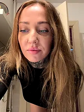 ElenaHaze online show from 10/31/25, 07:16