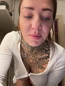 ElenaHaze online show from 11/10/25, 06:07