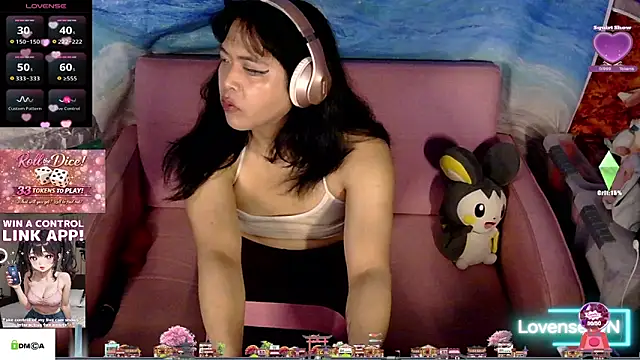 Snapshot of tashakaixxx chatting on 06/03/26, 02:33 tashakaixxx online show from 06/03/26, 02:33