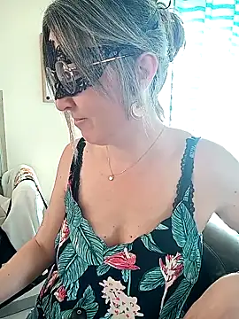 Rose Libertine online show from 04/09/26, 08:20