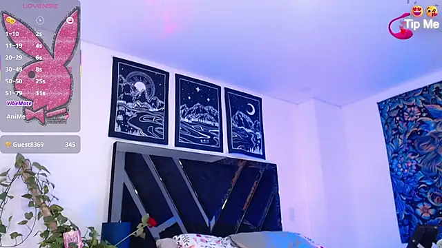 Snapshot of The_queen_of_pleasure chatting on 02/15/25, 12:22 The queen of pleasure online show from 02/15/25, 12:22