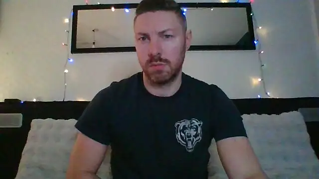 Snapshot of Fit4fun24 chatting on 01/24/25, 02:28 Fit4fun24 online show from 01/24/25, 02:28