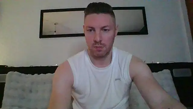 Snapshot of Fit4fun24 chatting on 12/03/24, 10:45 Fit4fun24 online show from 12/03/24, 10:45