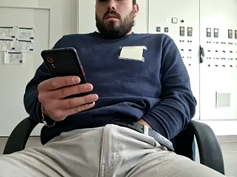 Leonormaldick online show from 02/06/26, 12:12