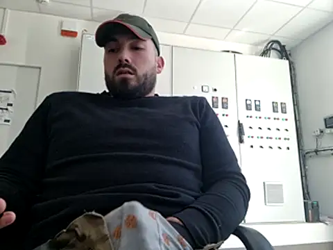 Leonormaldick online show from 02/17/26, 12:02