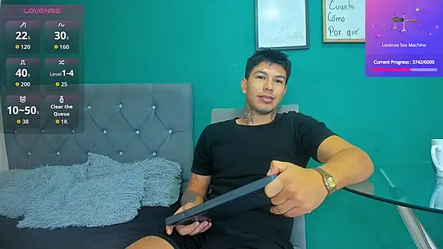 Snapshot of mateoreal1 chatting on 06/04/26, 01:05 mateoreal1 online show from 06/04/26, 01:05