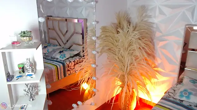 Jonesliam23 online show from 03/16/26, 07:16