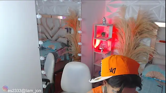 Jonesliam23 online show from 10/30/25, 07:00