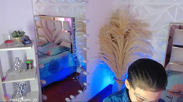 Jonesliam23 online show from 03/01/26, 07:14