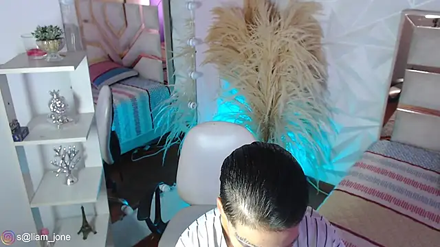 Jonesliam23 online show from 03/26/26, 07:23