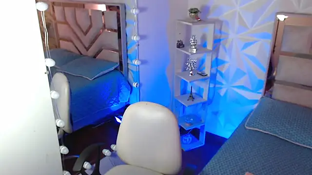 Jonesliam23 online show from 04/07/26, 07:59