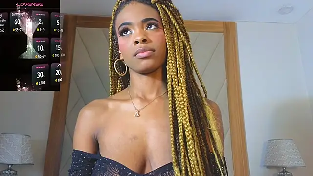 Snapshot of adaraSmiith chatting on 01/08/25, 03:07 adaraSmiith online show from 01/08/25, 03:07