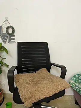 luisa curli online show from 12/21/25, 06:31