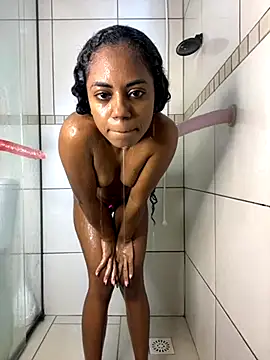 LorenaSirena online show from 10/24/25, 05:56