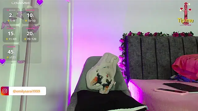 Snapshot of EmilyMeoww chatting on 02/16/25, 11:28 EmilyMeoww online show from 02/16/25, 11:28