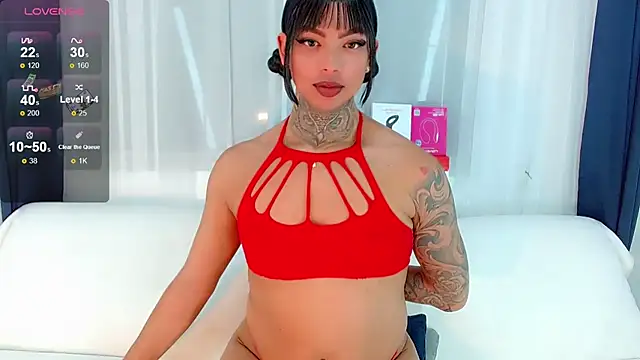 Snapshot of laura_sweett120 chatting on 02/26/26, 03:50 laura sweett120 online show from 02/26/26, 03:50