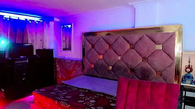 the-horus-girl online show from 09/26/25, 06:48