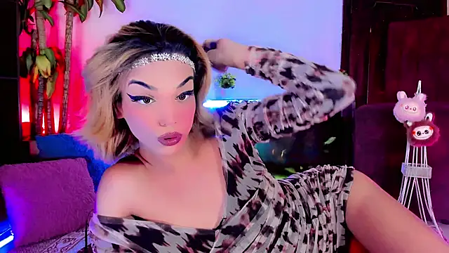 the-horus-girl online show from 09/19/25, 07:23