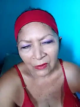 Snapshot of naysi chatting on 10/16/25, 03:31 naysi online show from 10/16/25, 03:31