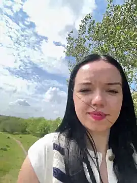 Vanesskaa online show from 05/08/26, 11:36