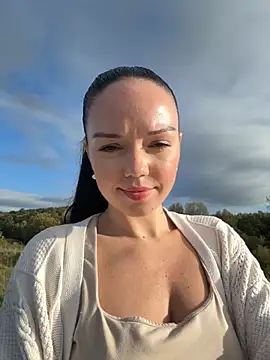 Snapshot of Vanesskaa chatting on 10/06/25, 03:35 Vanesskaa online show from 10/06/25, 03:35