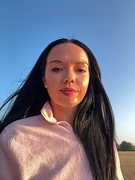 Snapshot of Vanesskaa chatting on 07/14/26, 07:31 Vanesskaa online show from 07/14/26, 07:31
