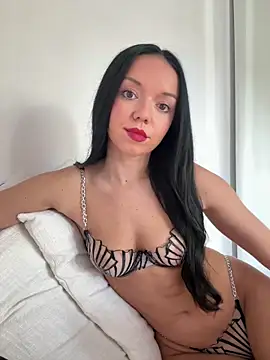 Snapshot of Vanesskaa chatting on 06/18/26, 03:17 Vanesskaa online show from 06/18/26, 03:17